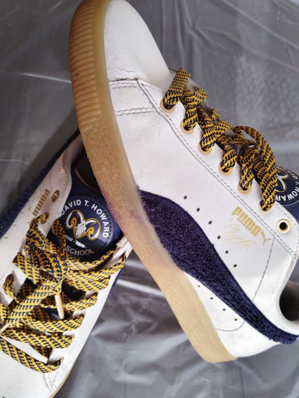 Puma Clyde "David T. Howard High School" - Size US 9.5 / CDN 9.5